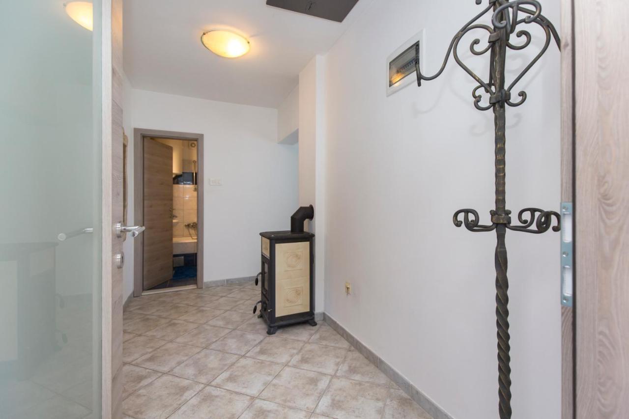 Apartment Am Koromačno エクステリア 写真