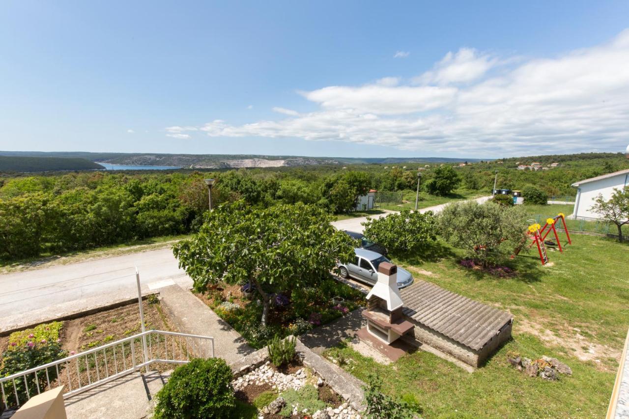 Apartment Am Koromačno エクステリア 写真