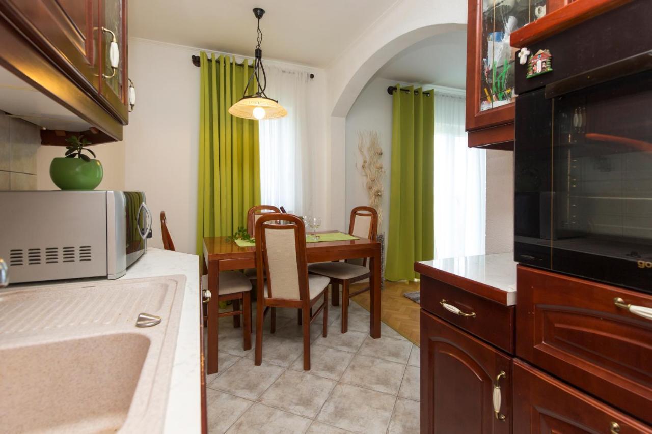 Apartment Am Koromačno エクステリア 写真