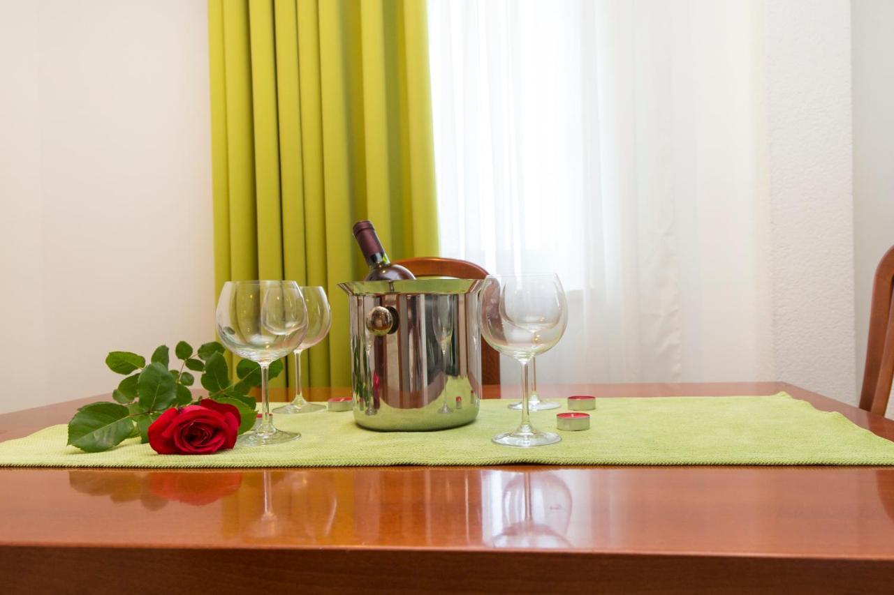 Apartment Am Koromačno エクステリア 写真