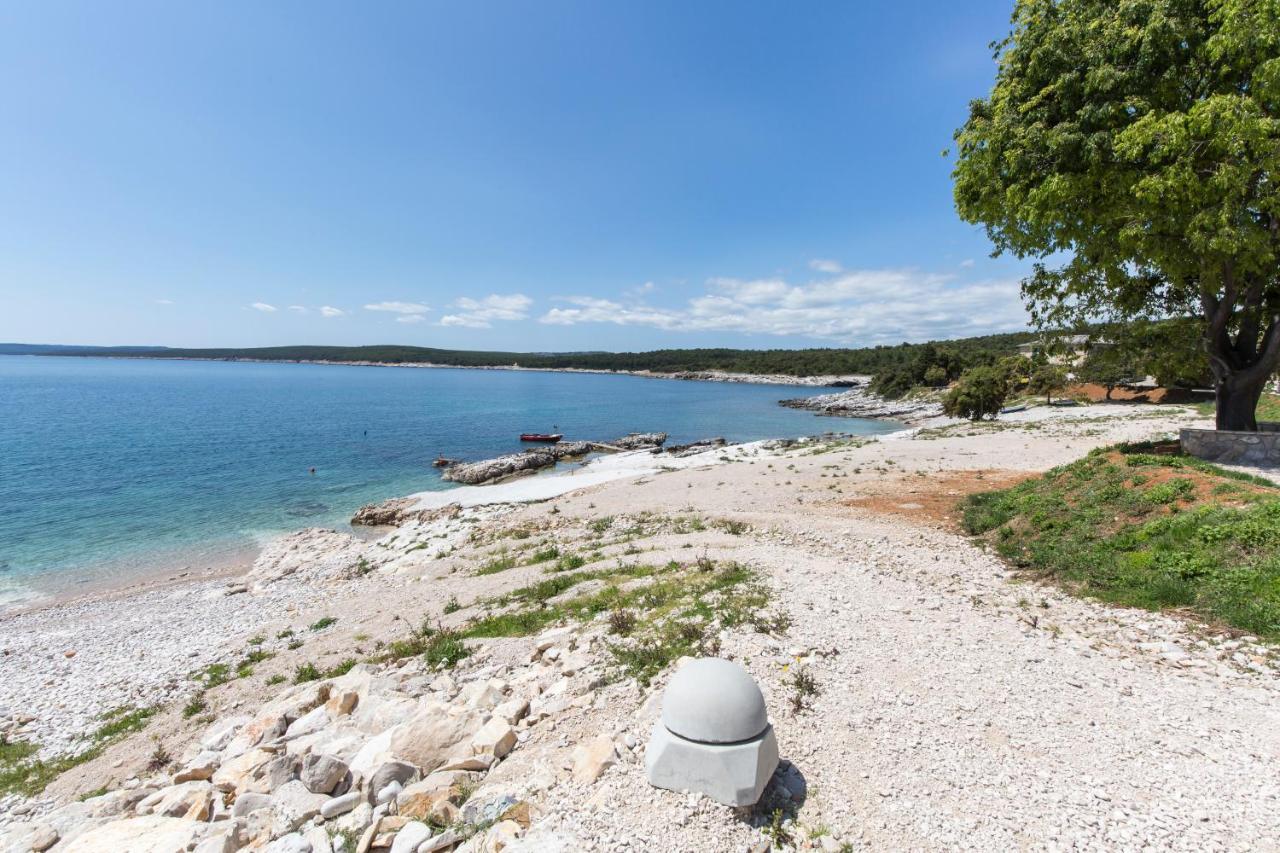 Apartment Am Koromačno エクステリア 写真