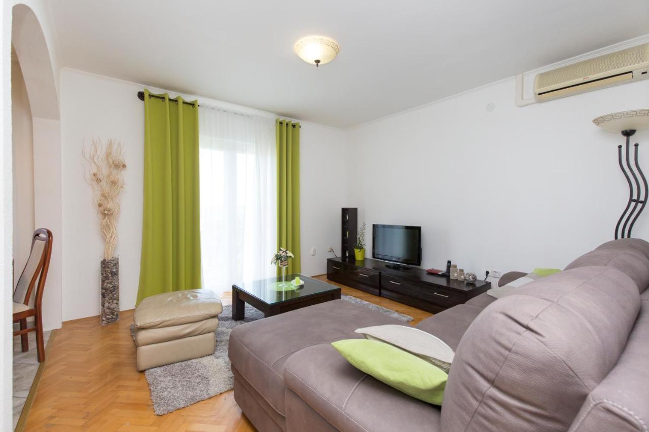 Apartment Am Koromačno エクステリア 写真
